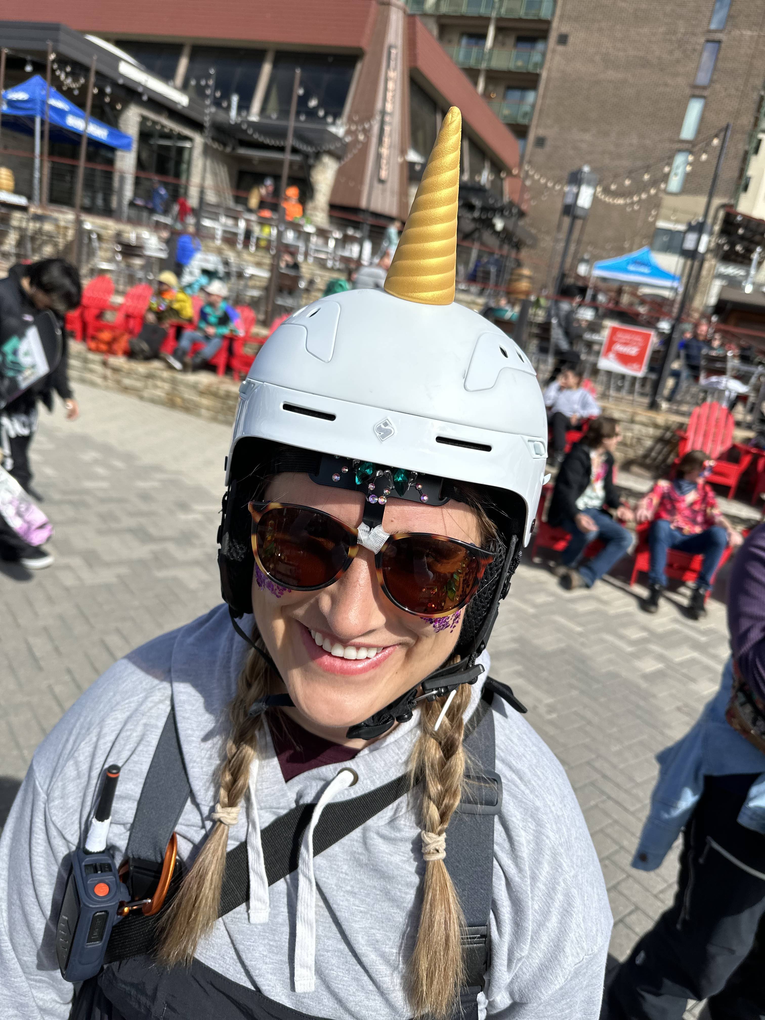 Unicorn horn for motorcycle helmet, ski helmet or bike helmet